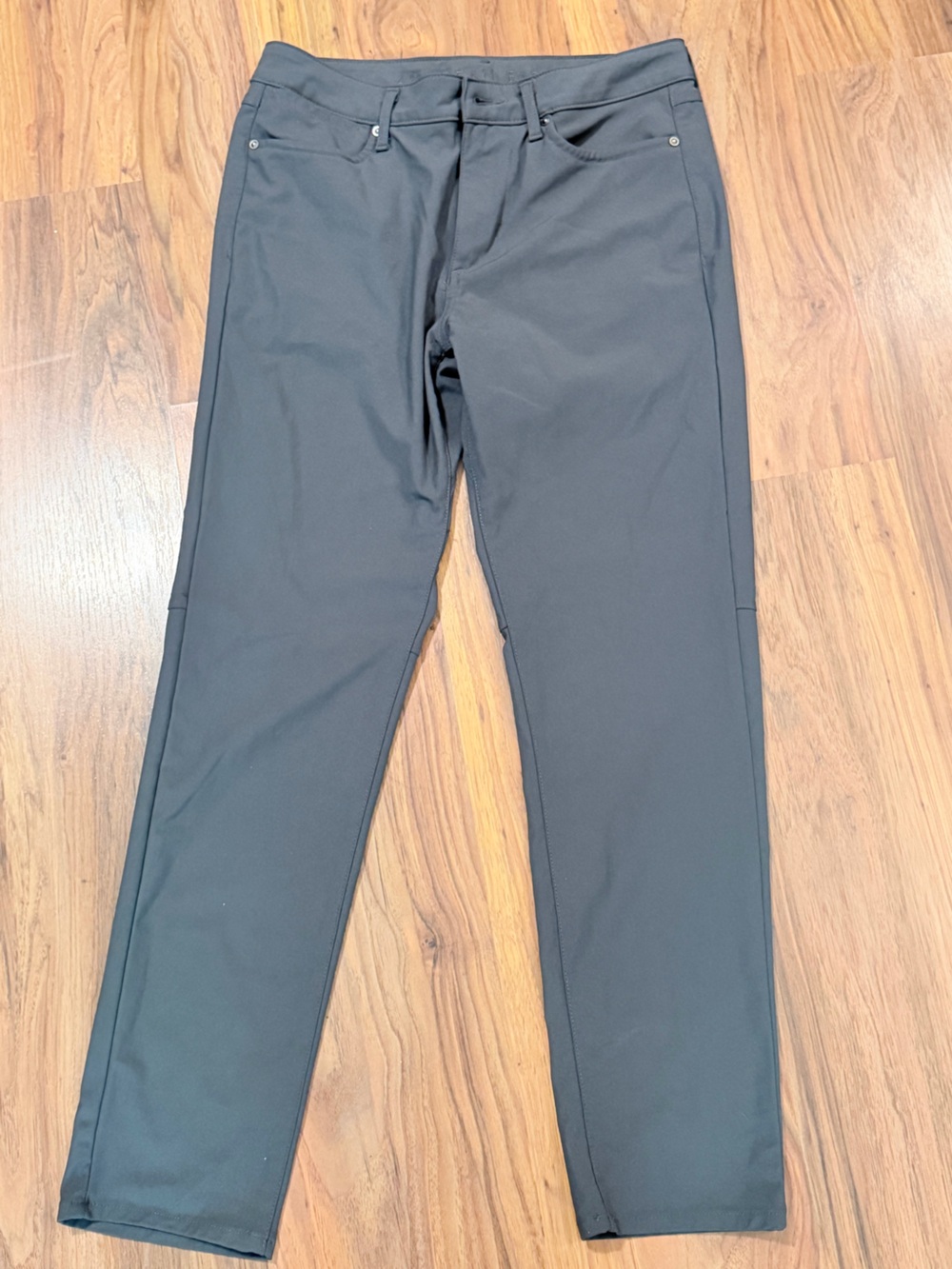 American Eagle Outfitters Black Straight-Leg Performance Pants